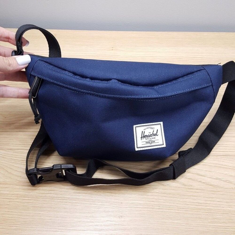 HERSCHEL SUPPLY CO Navy Blue Classic Hip Pack Fanny Bag Unisex